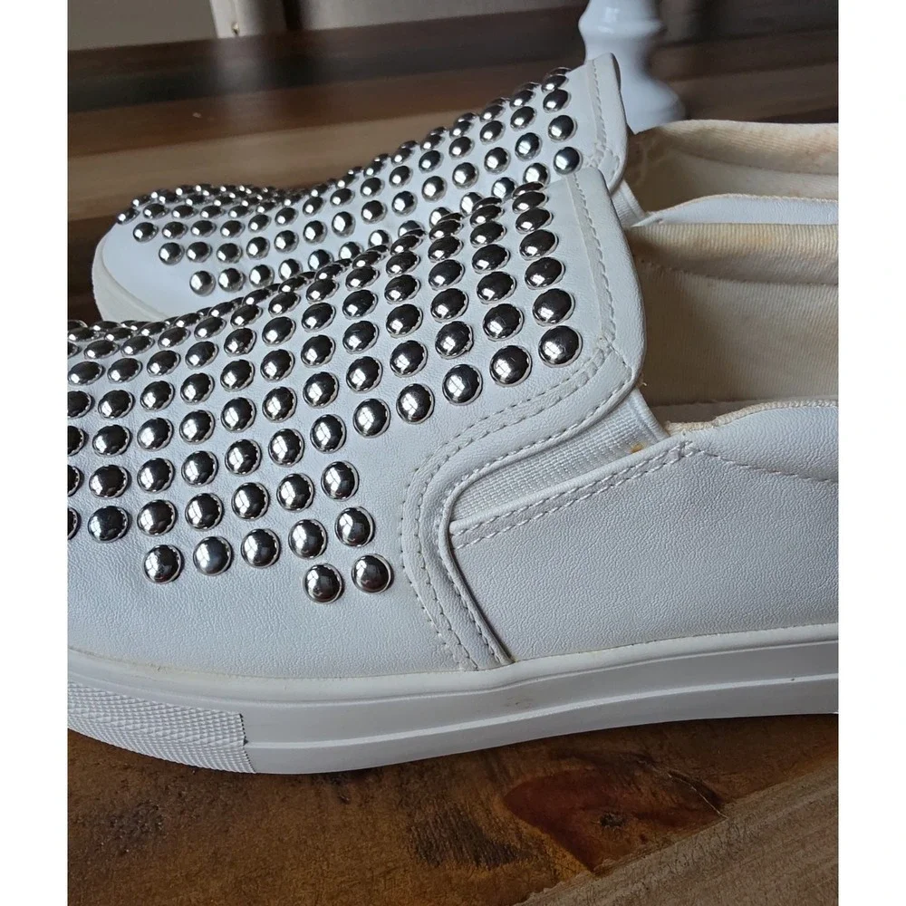 Steve Madden Women's Torin Platform White Silver Studded Slip-on Sneakers 9.5M